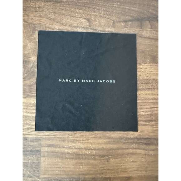 MARC By Marc Jacobs Women's Eyeglasses MMJ 552 Y2Y PRE-OWNED Cloth & Case - Picture 15 of 16